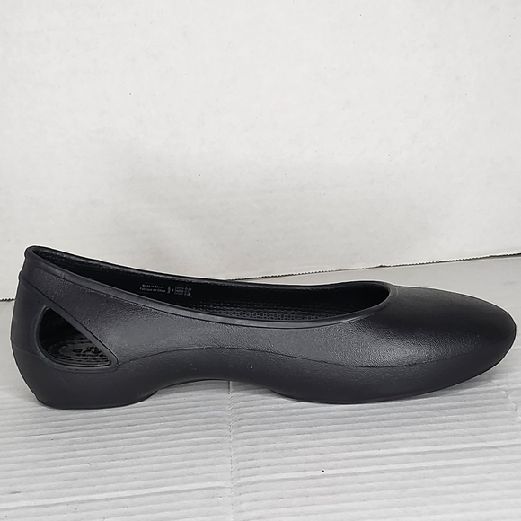 Womens Crocs Iconic Comfort Laura Ballet Flats Shoes Black Cut Out Size W 4 - Picture 5 of 12